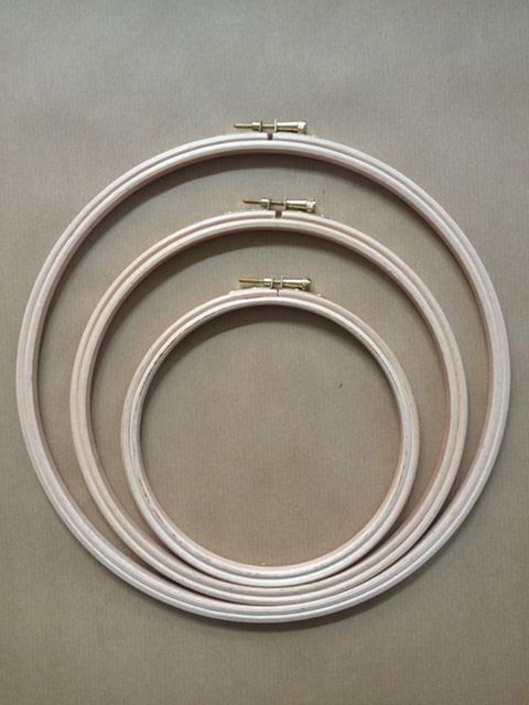 Set of 3 Embroidery Emboidery Hoops includes 15cm, 20cm and 25 c