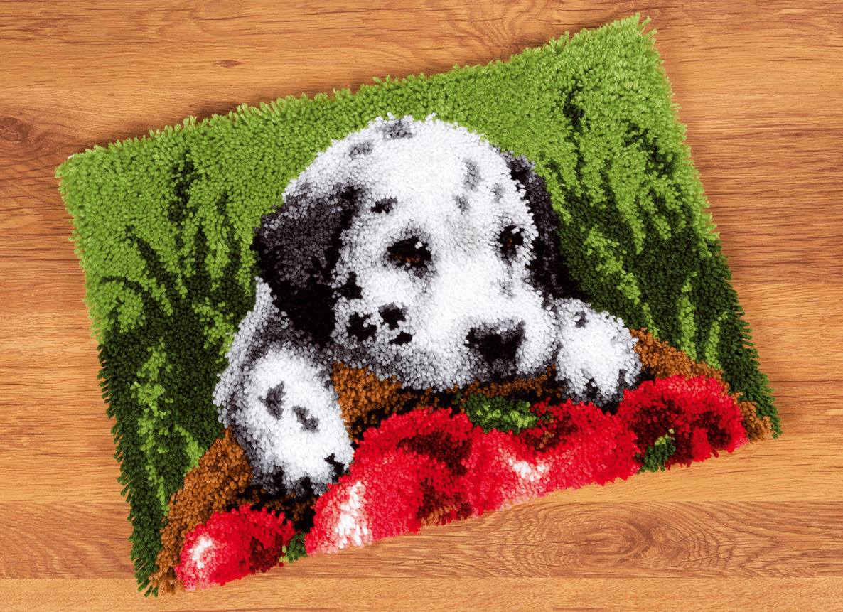 Dalmatian With Apples Latch Hook Kit 53x39cm