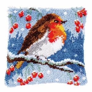 Winter Robin Latch Hook cushion front kit by Vervaco 40x4